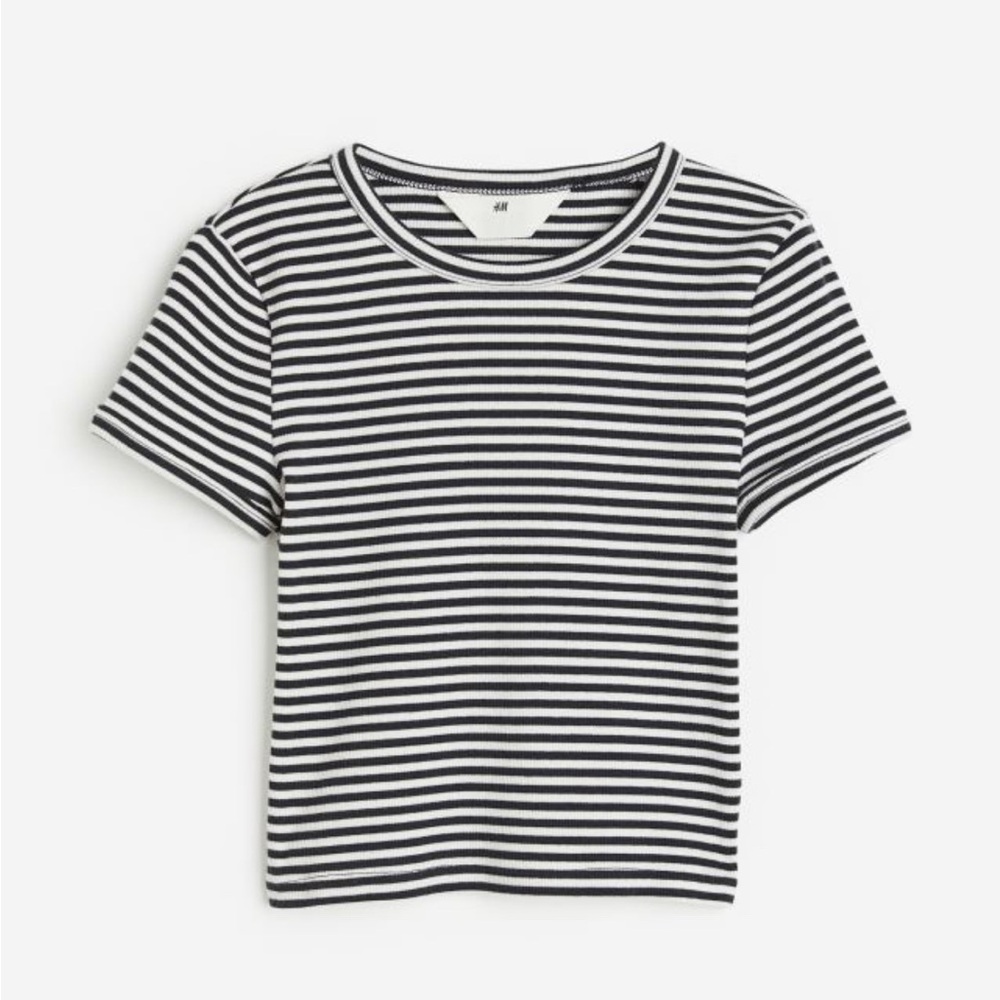 H&M black and white stripped baby tee size youth 8-10